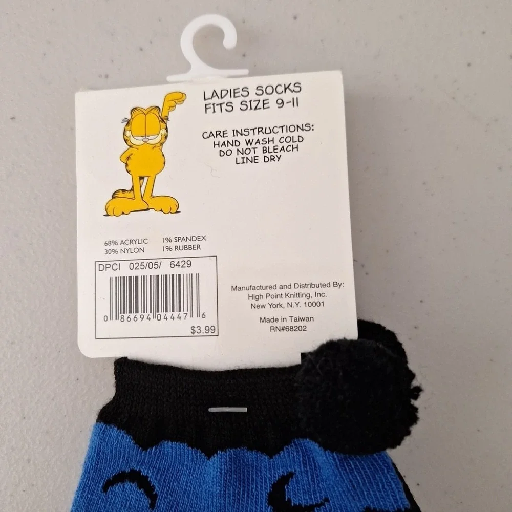 Vintage GARFIELD The Cat HALLOWEEN DEVIL Crew Socks Women's Size 9-11  NEW